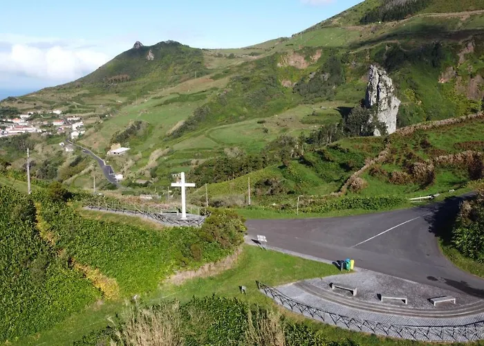 Local M&i Dom wakacyjny Lajes das Flores