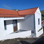 Local M&i Lajes das Flores
