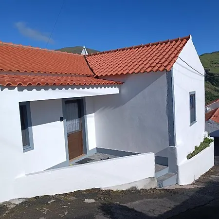 Local M&i Lajes das Flores