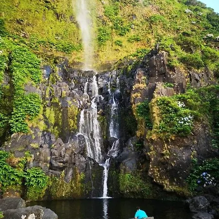 Local M&i Dom wakacyjny Lajes das Flores