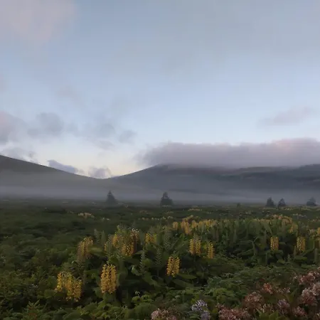 Local M&i בית נופש Lajes das Flores