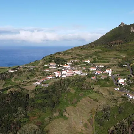 Сasa de vacaciones Local M&i Lajes das Flores