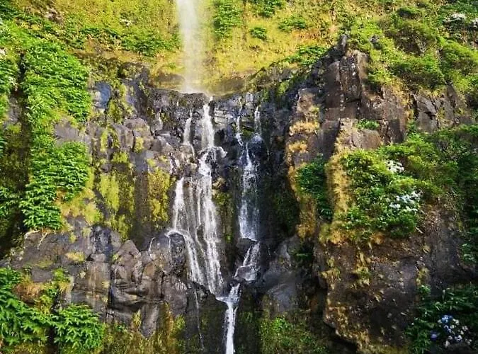 Local M&i בית נופש Lajes das Flores