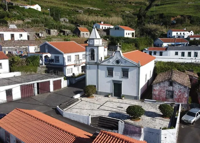 Local M&i * Lajes das Flores