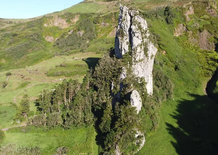 Local M&i * Lajes das Flores